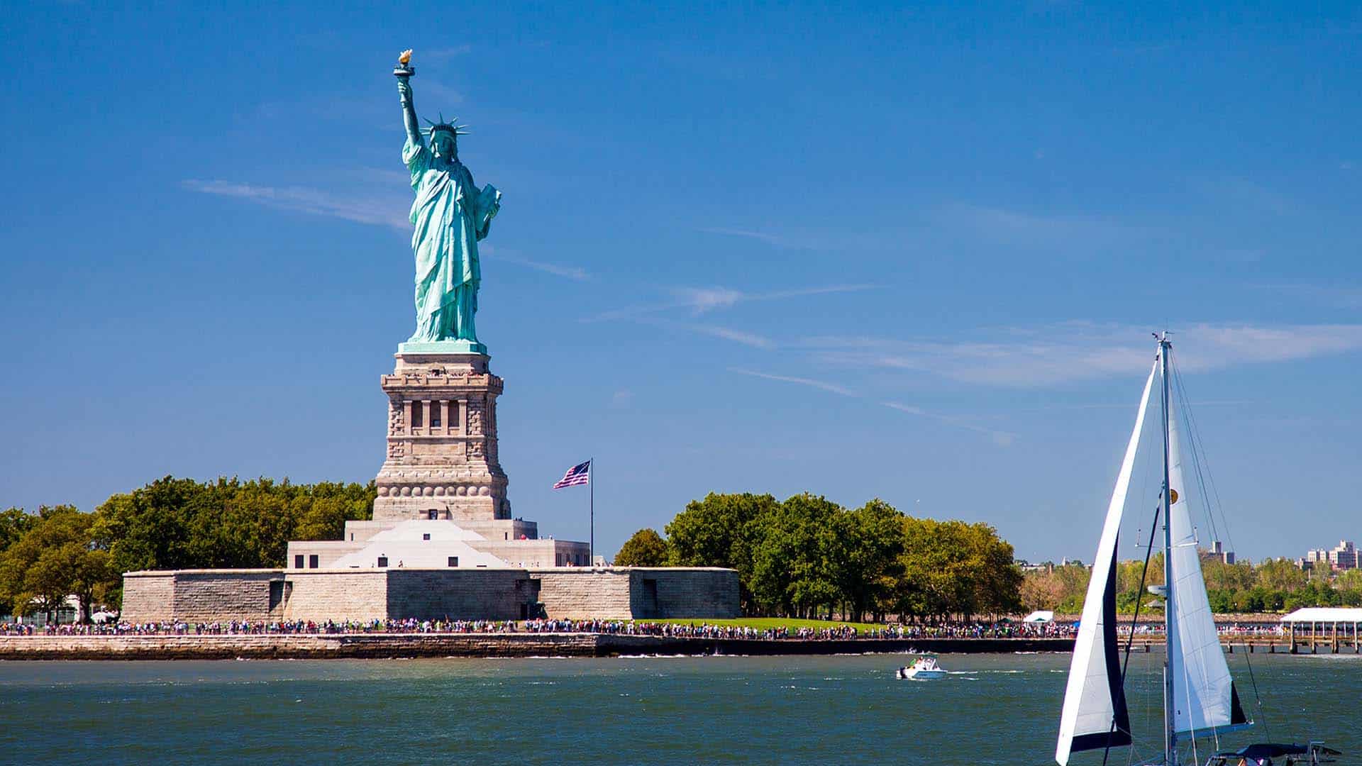 Port of Statue of Liberty, New York (United States)