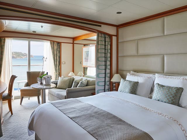 Luxury Cruise Lines, Luxury Cruises