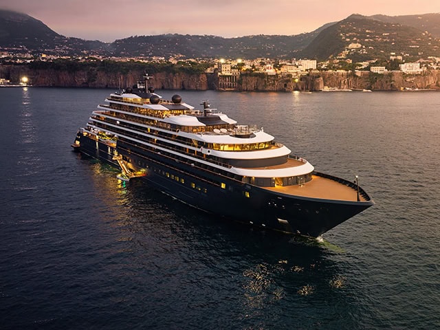 Evrima Yacht - Ritz Carlton Yacht Collection